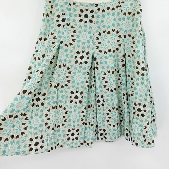 Banana Republic Silk Skirt Womens 4 Green Crinkle Geo-Print Fit & Flare Modest - Picture 4 of 14